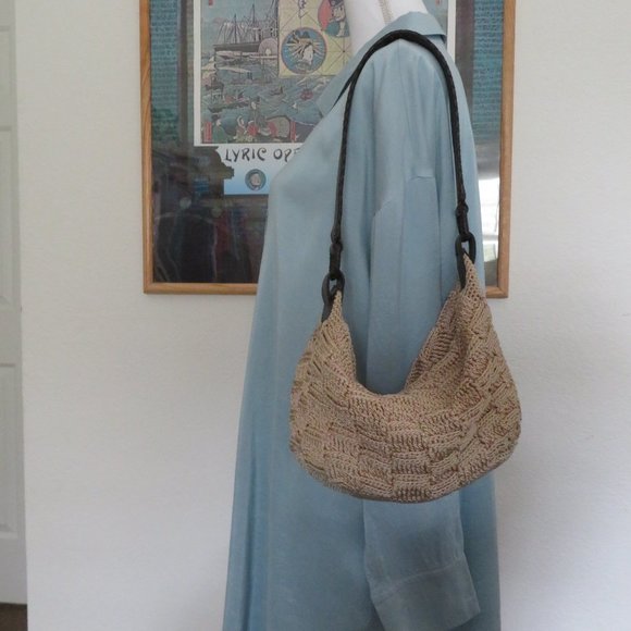 The SAK Crochet Hobo Shoulder Bag - Light Brown/Tan - Handbag -EUC - Picture 3 of 12